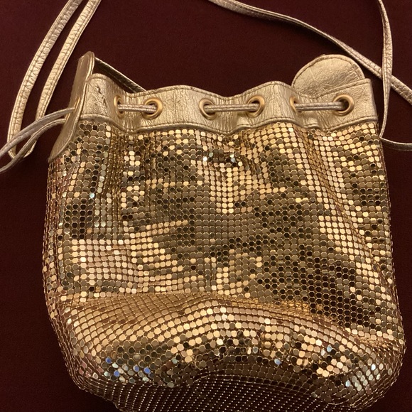 Vintage drawstring evening bag special occasion made in Hong Kong - Picture 3 of 10